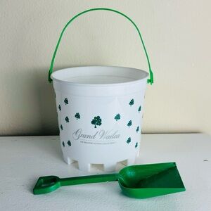 Waldorf Astoria Grand Wailea White & Green Beach Bucket Sand Pail & Shovel Set